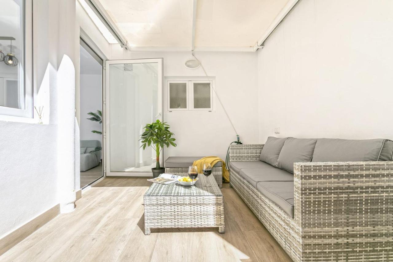 Precioso Apartamento Con Patio มาลากา ภายนอก รูปภาพ