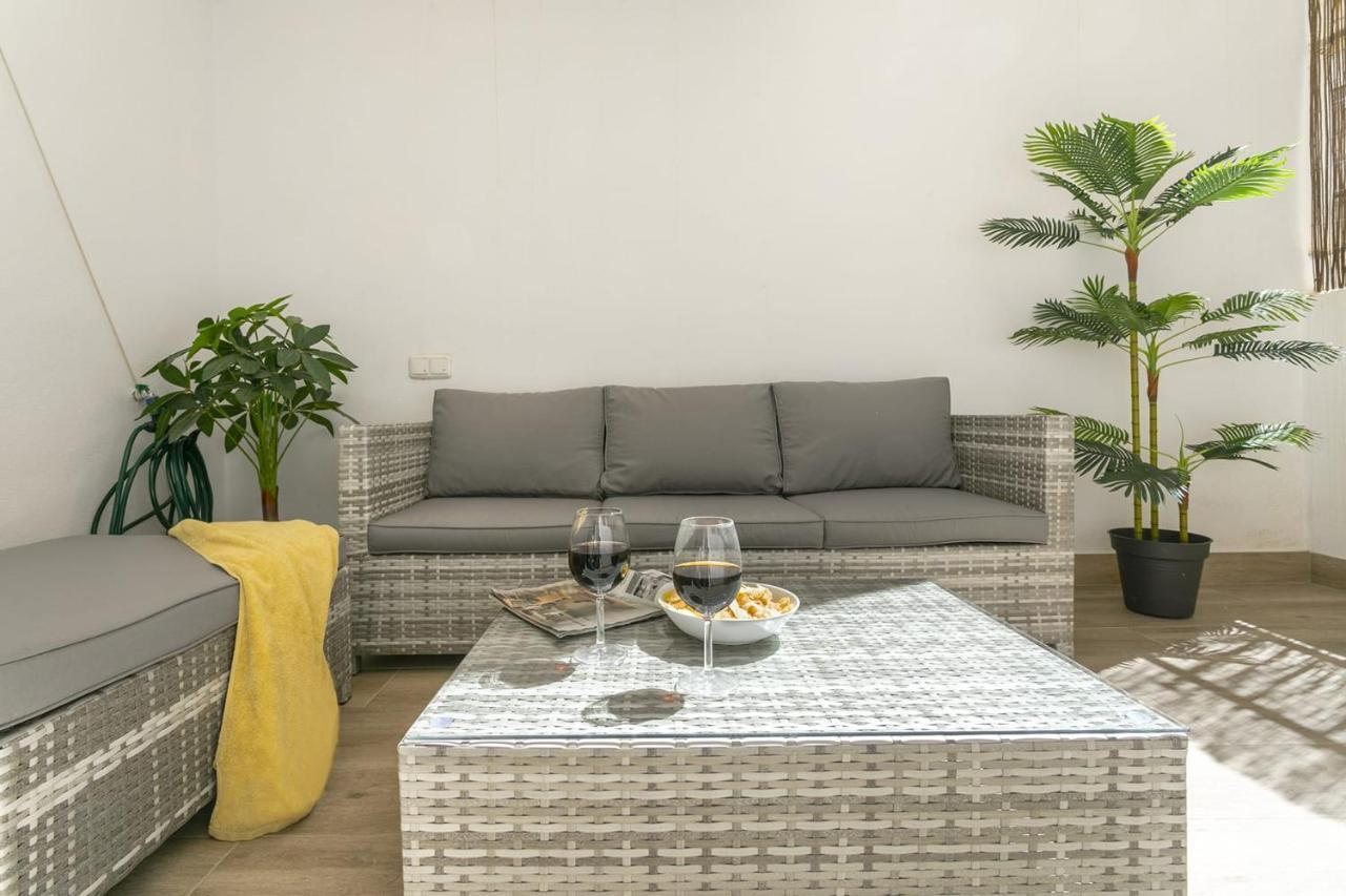 Precioso Apartamento Con Patio มาลากา ภายนอก รูปภาพ