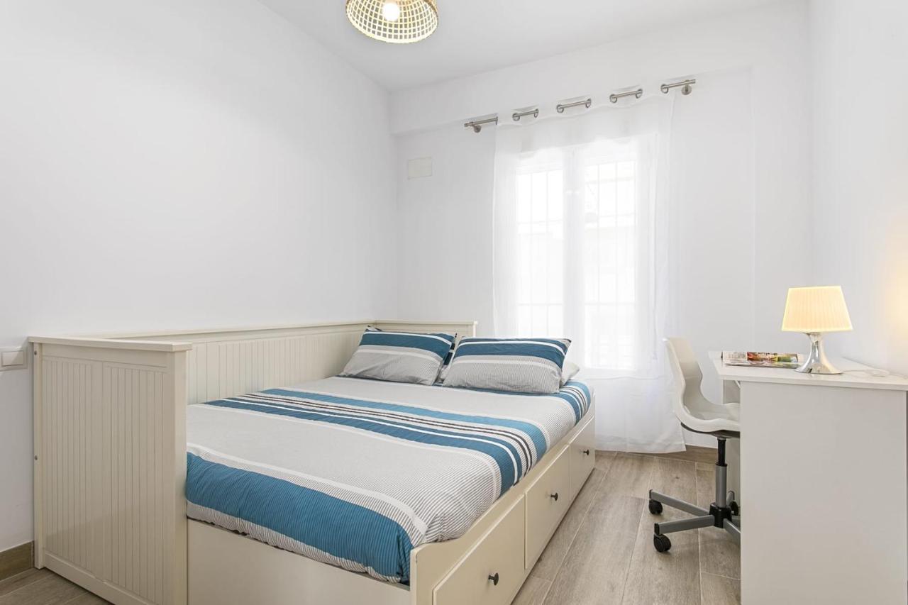 Precioso Apartamento Con Patio มาลากา ภายนอก รูปภาพ