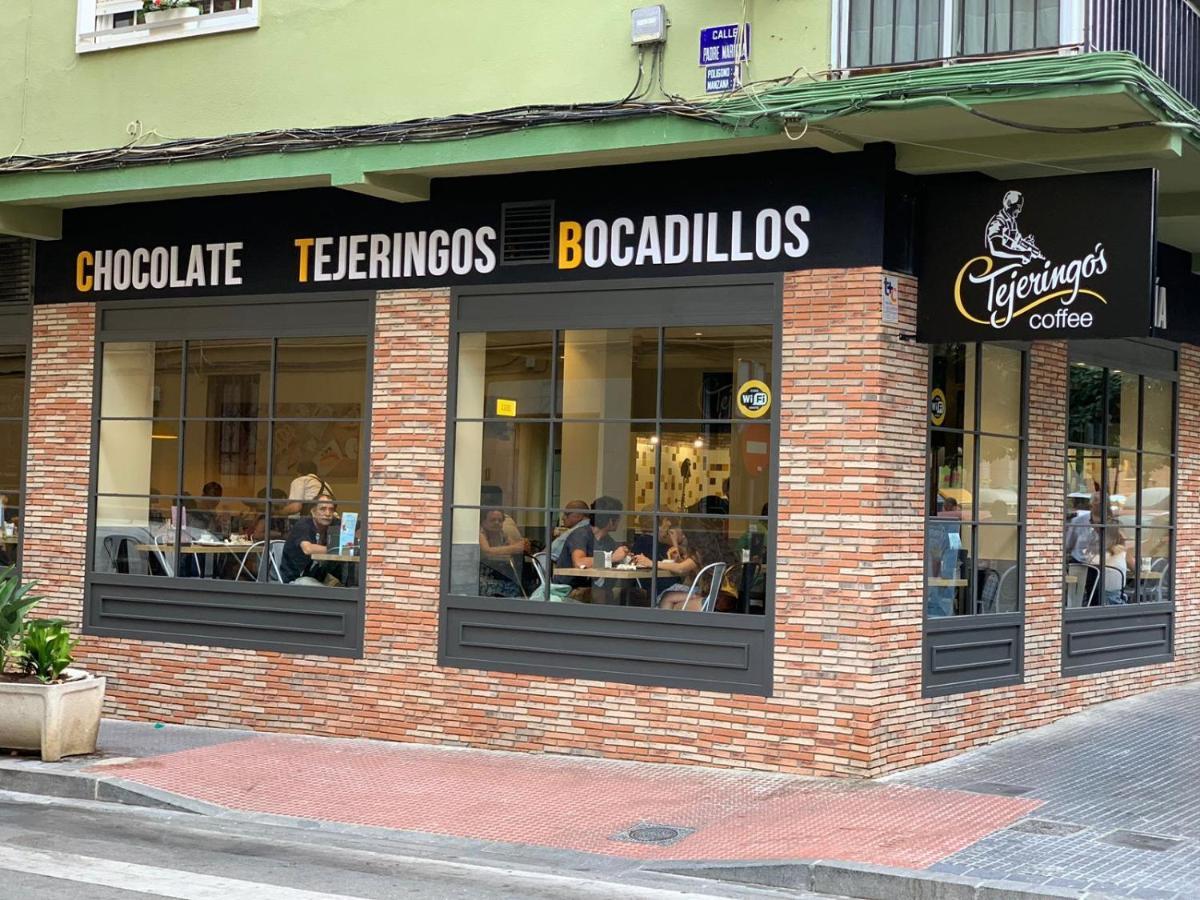 Precioso Apartamento Con Patio มาลากา ภายนอก รูปภาพ